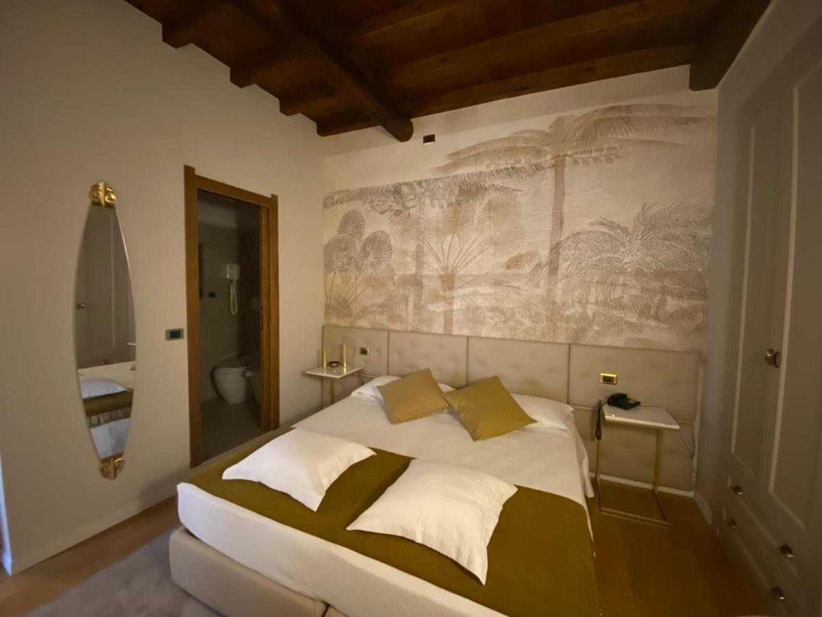 Condotti Rooms Rome Extérieur photo