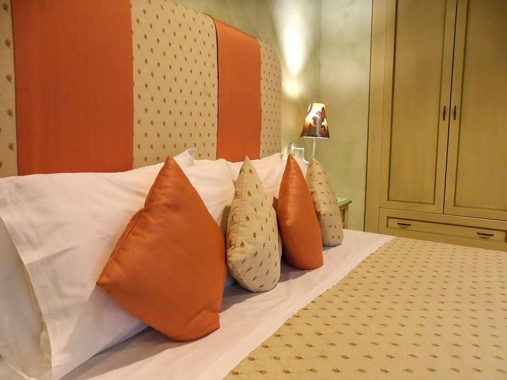 Condotti Rooms Rome Extérieur photo
