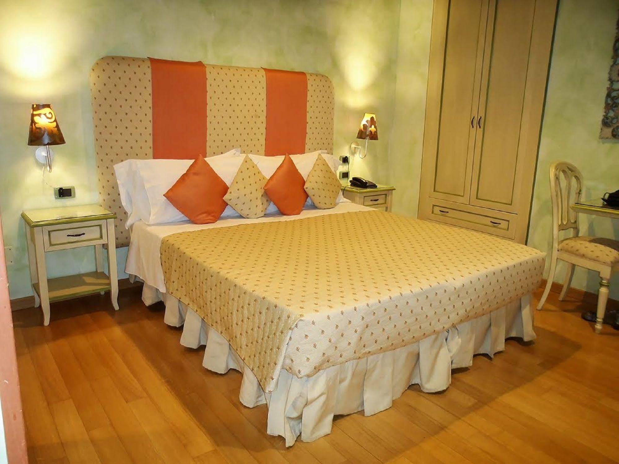 Condotti Rooms Rome Extérieur photo